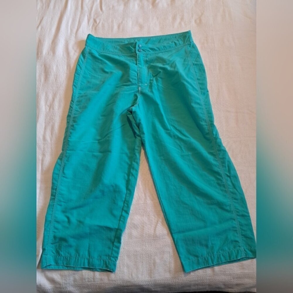 L. L. Bean women's size 12 teal cropped pants, snap & zipper closure, light teal